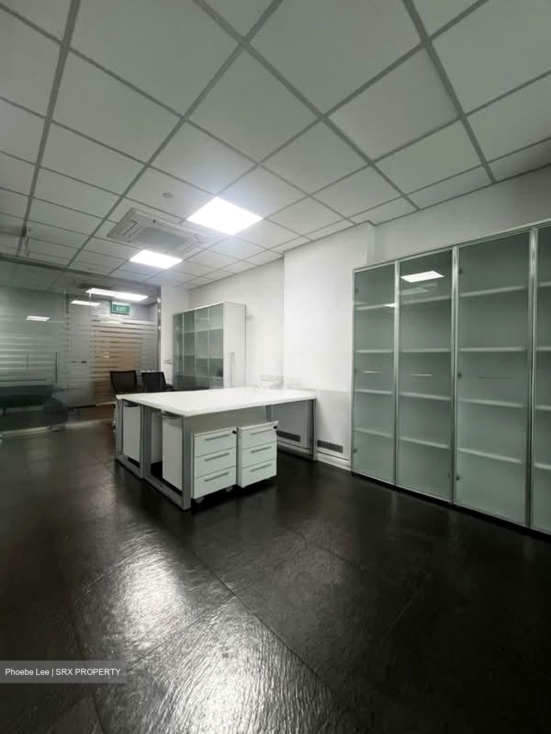UB. One (D14), Factory #553372781